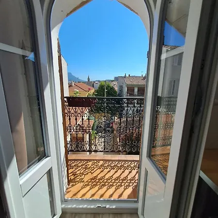 Attic In Mourillon * Toulon
