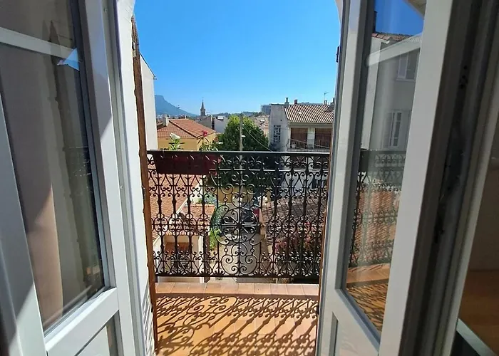 Attic In Mourillon * Toulon